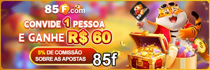 Cliente acessando serviços VIP do cassino no celular